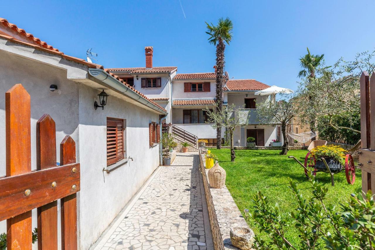 Apartments Rita Poreč Eksteriør bilde
