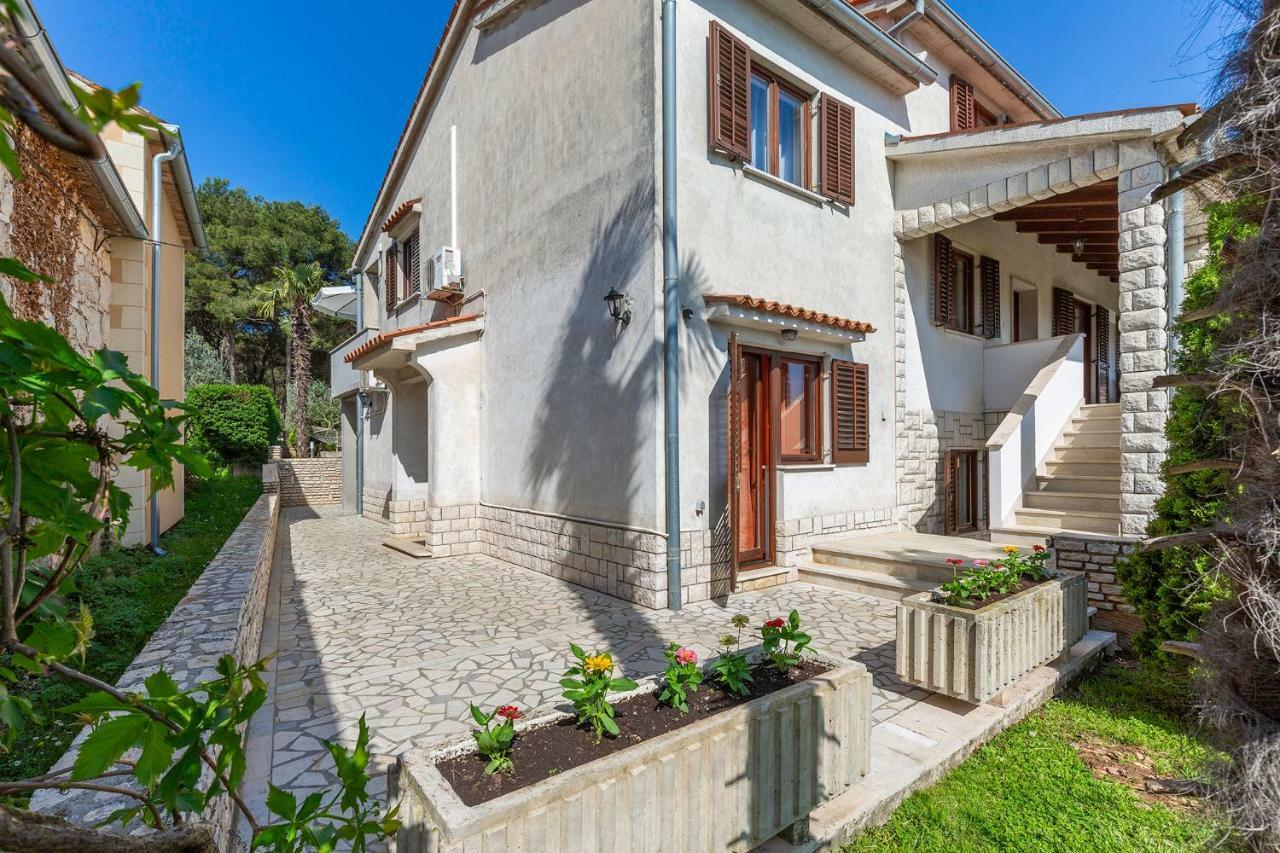 Apartments Rita Poreč Eksteriør bilde