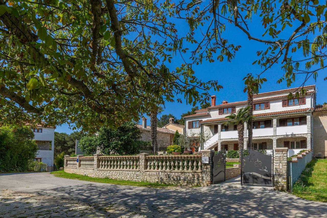 Apartments Rita Poreč Eksteriør bilde