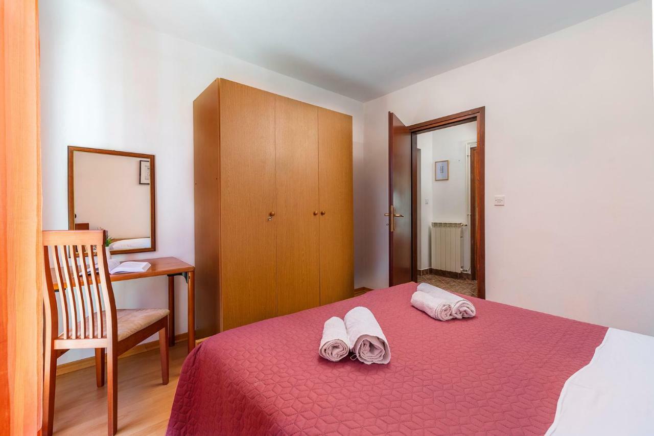 Apartments Rita Poreč Eksteriør bilde
