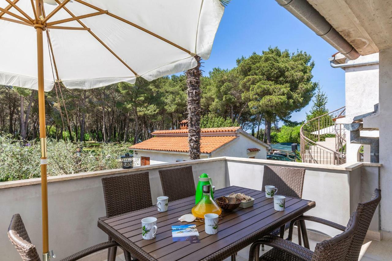 Apartments Rita Poreč Eksteriør bilde