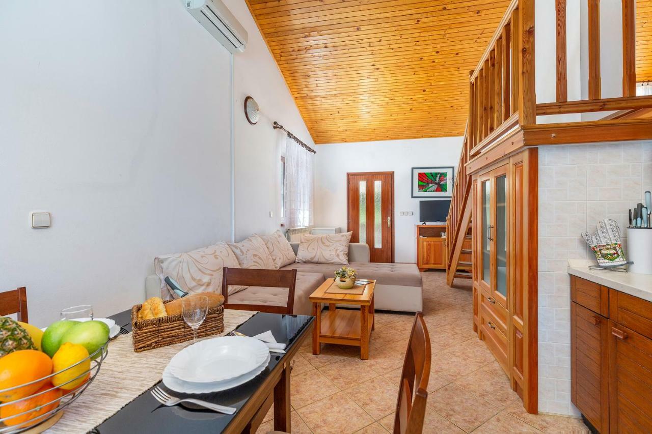 Apartments Rita Poreč Eksteriør bilde
